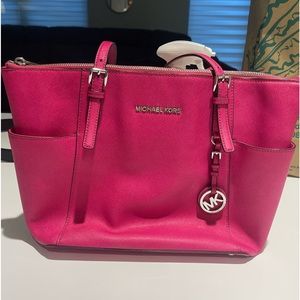 Michael kors jet set